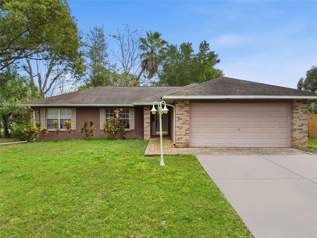 5942 17th St., Zephyrhills, FL 33542