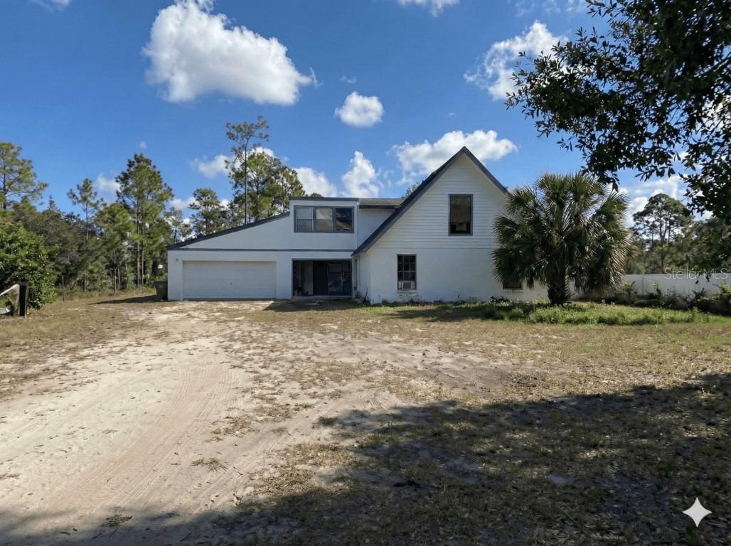 618 Monroe Ave., Lehigh Acres, FL 33972