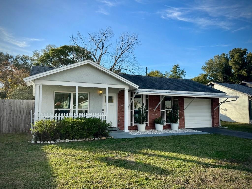 3549 Dellefield St., New Port Richey, FL 34655