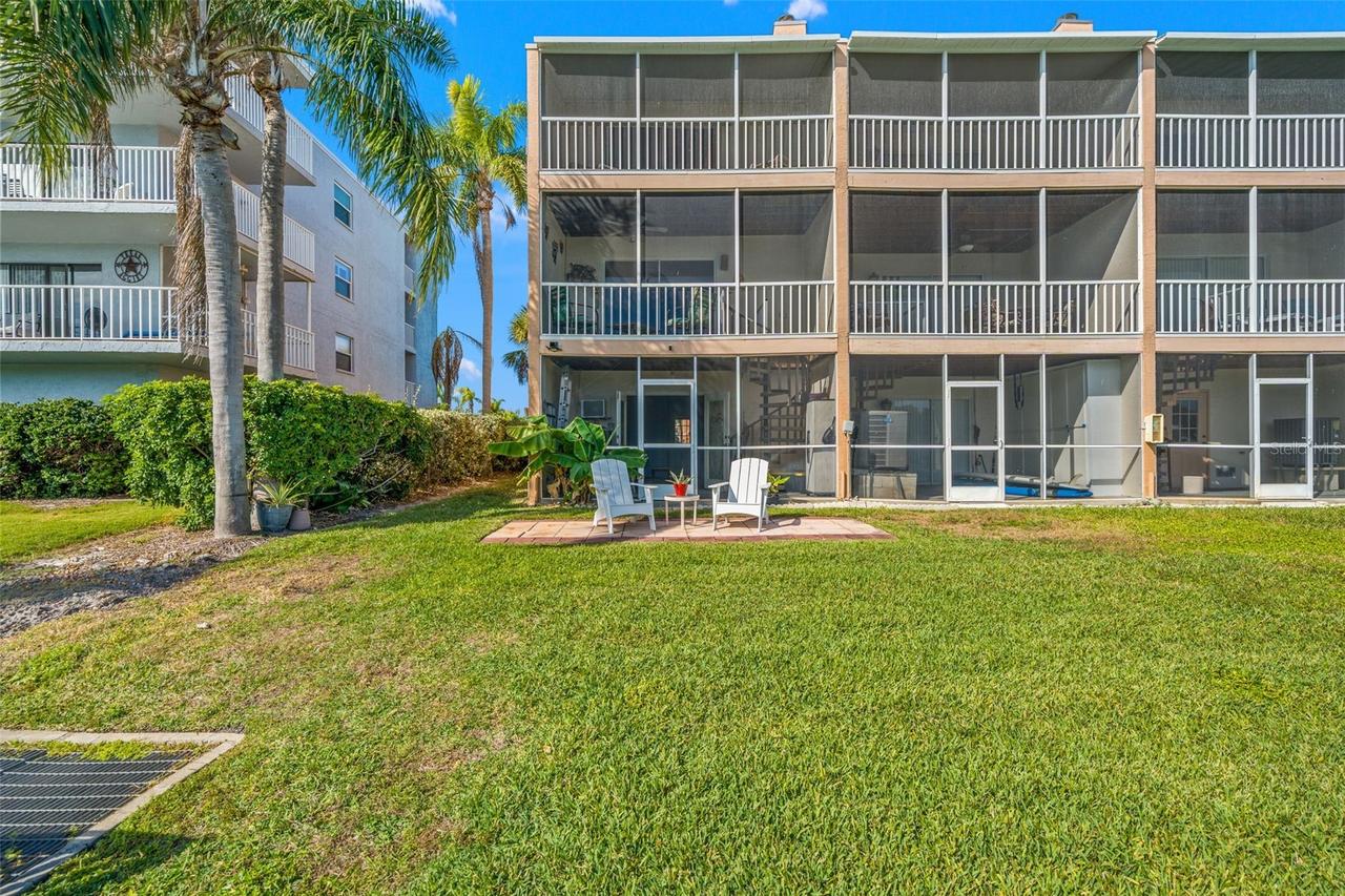 637 Pinellas Bayway #111, St Petersburg, FL 33715
