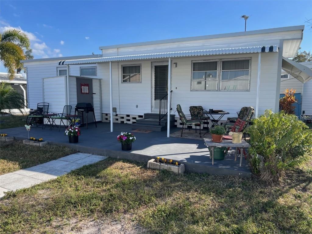 12674 Seminole Blvd. #M14, Largo, FL 33778