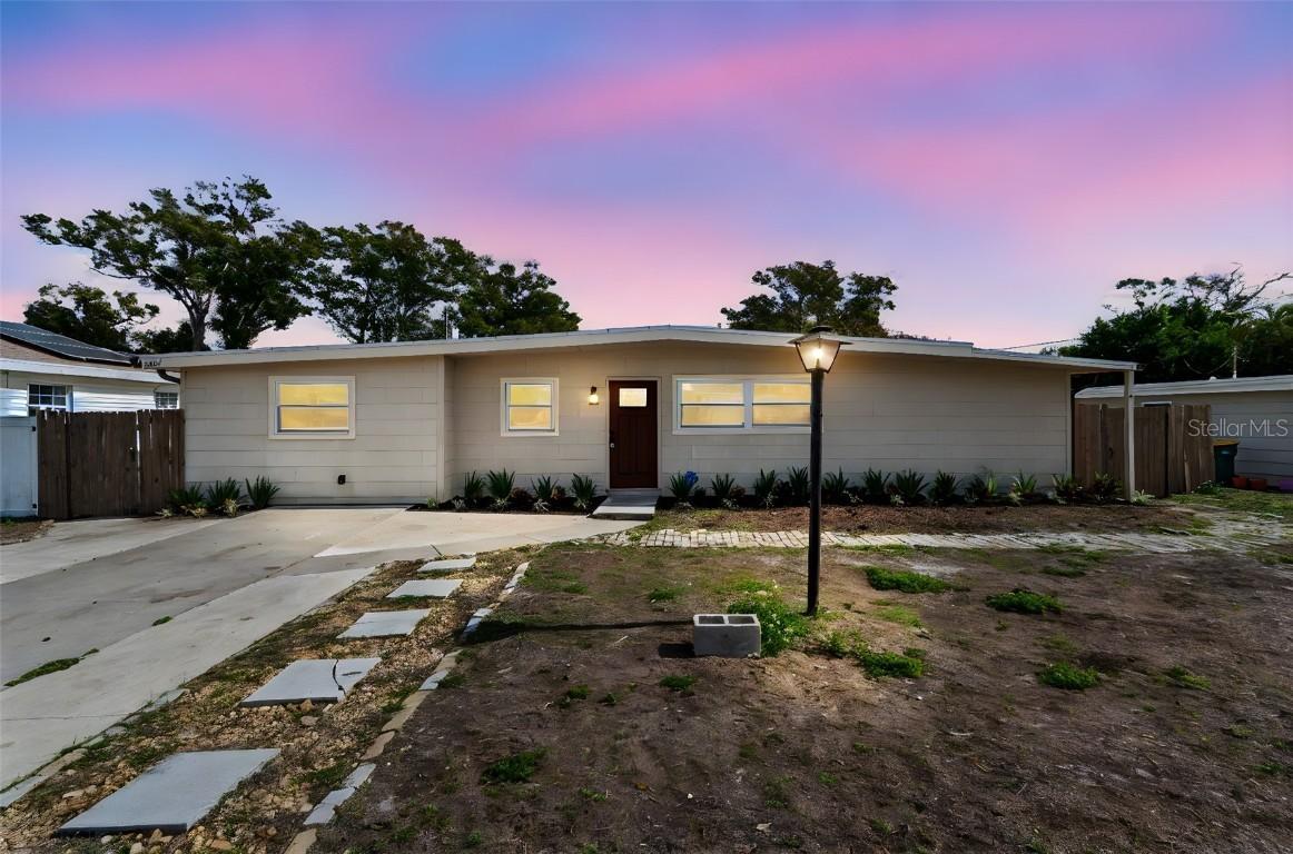 1225 Lynn Ave., Clearwater, FL 33755