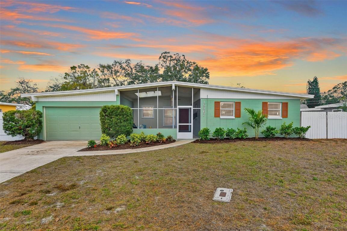 15367 Bedford Cir., Clearwater, FL 33764