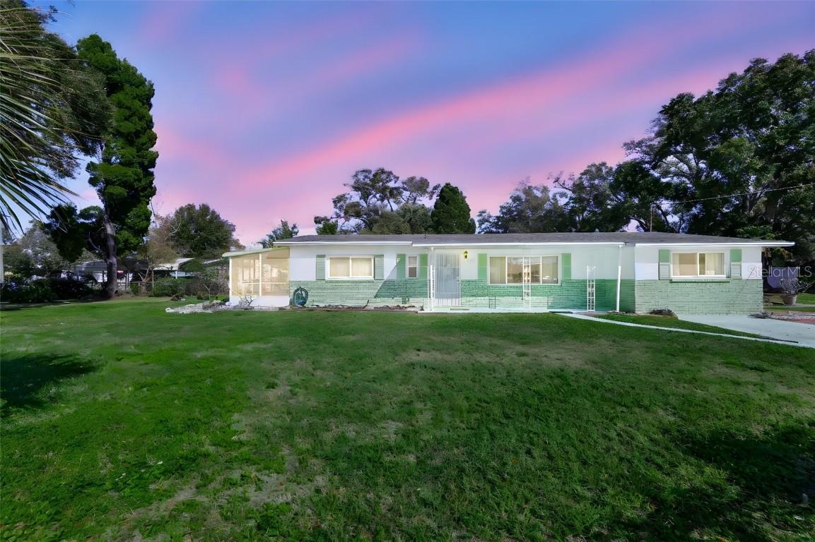 5105 Saint Charles Pl., Tampa, FL 33610