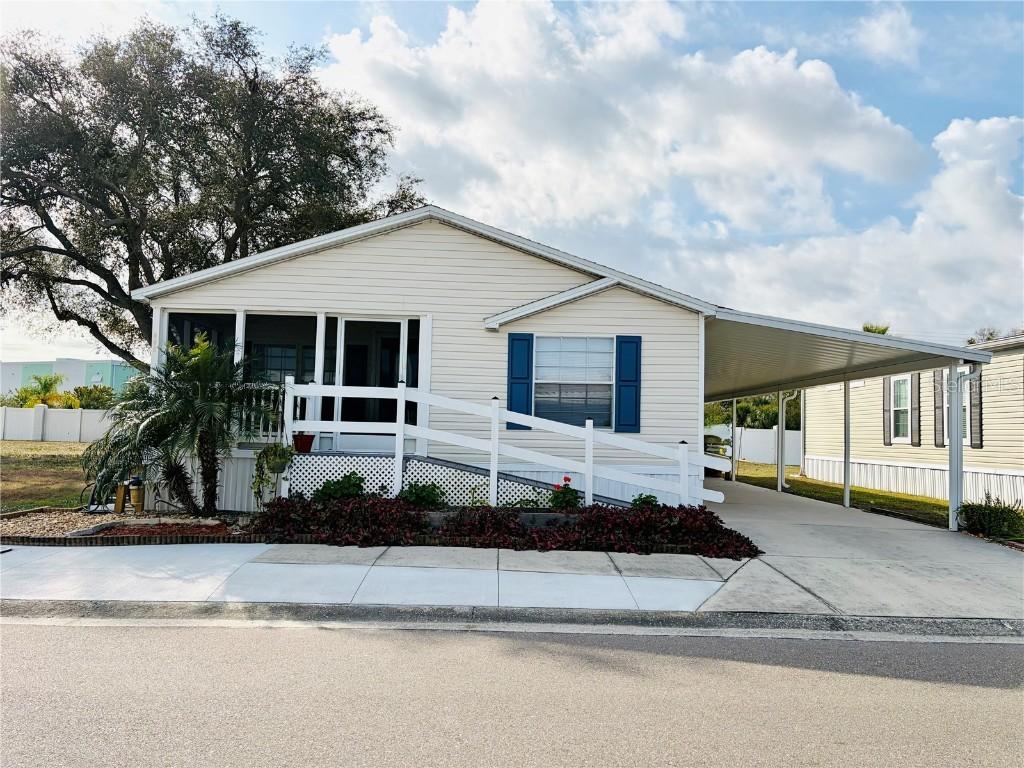 224 S Port Royal Ln., Apollo Beach, FL 33572