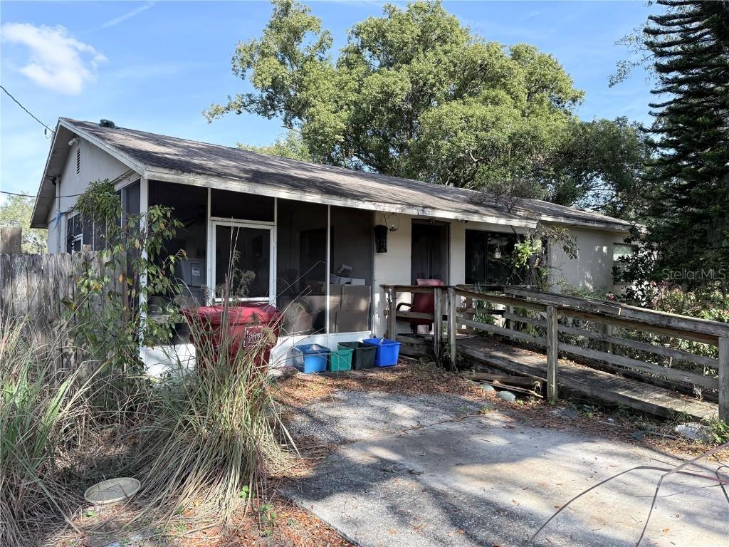 1602 E Calhoun St., Plant City, FL 33563