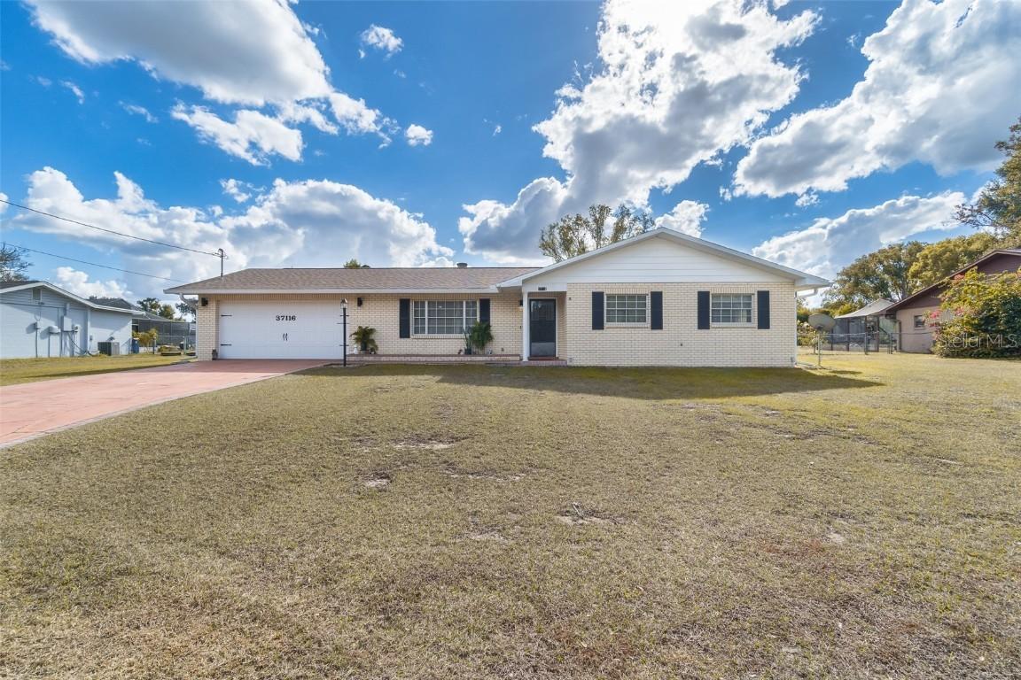 37116 Price Dr., Zephyrhills, FL 33541