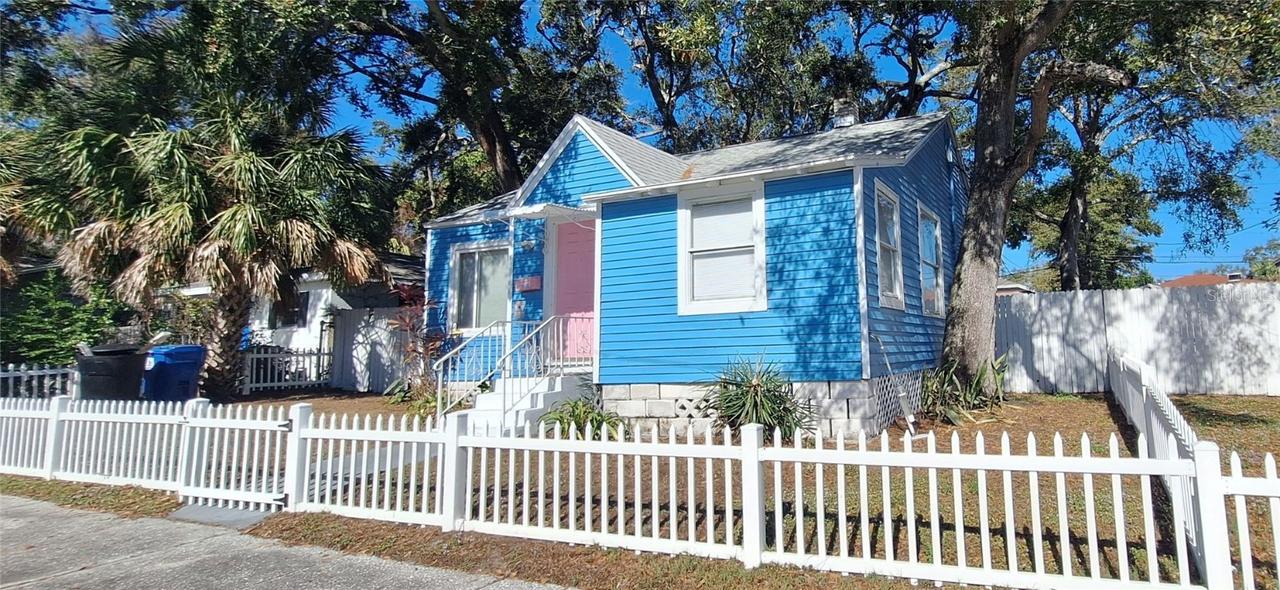 821 Newton Ave., St Petersburg, FL 33701