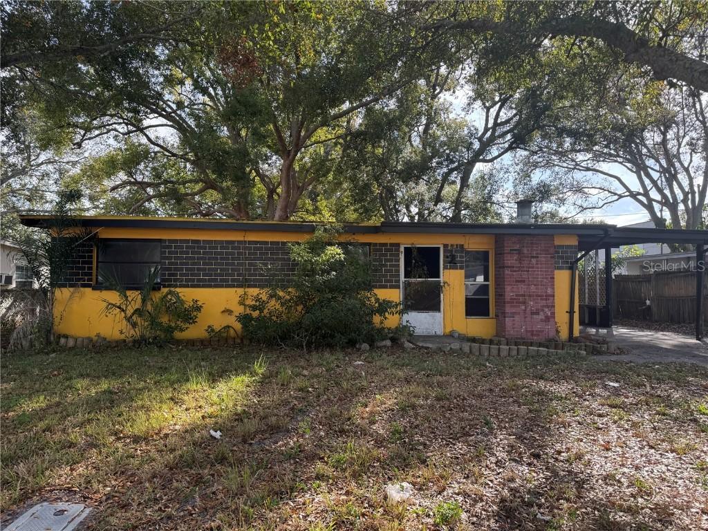 2151 Barcelona Dr., Clearwater, FL 33764