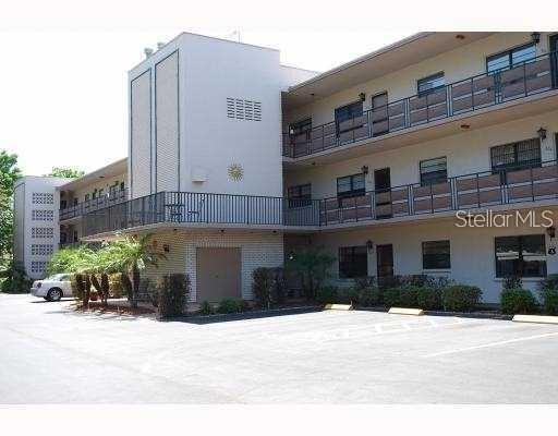 5975 N Terrace Park Dr. #103, St Petersburg, FL 33709