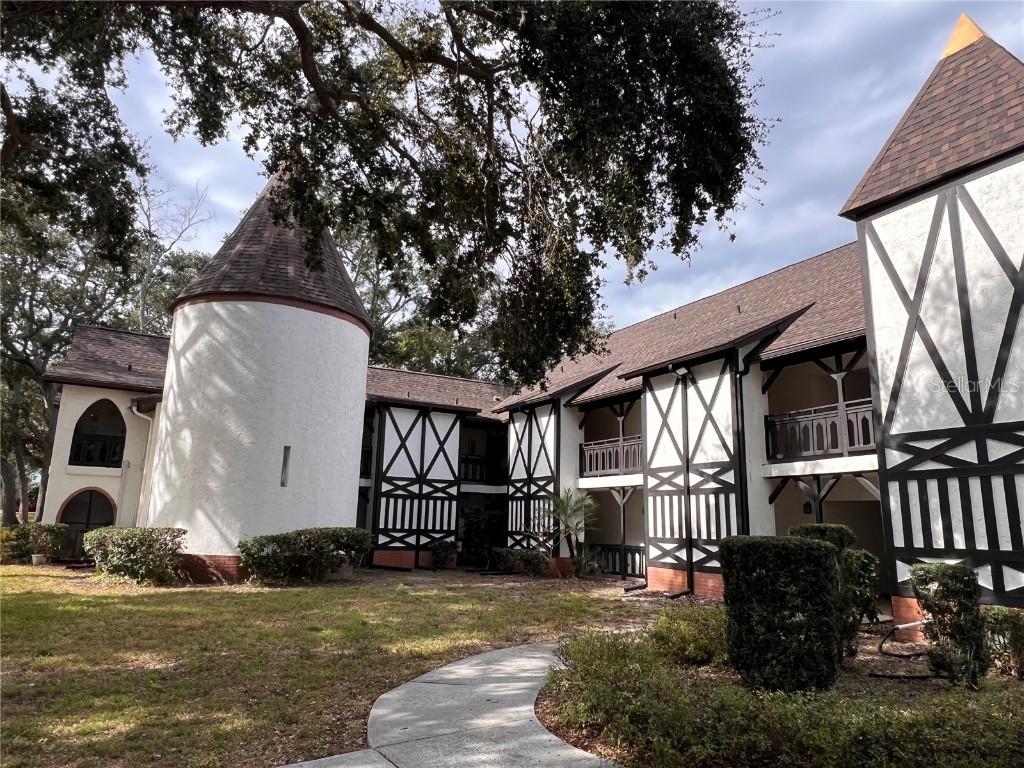 200 N Bayshore Blvd. #105, Clearwater, FL 33759