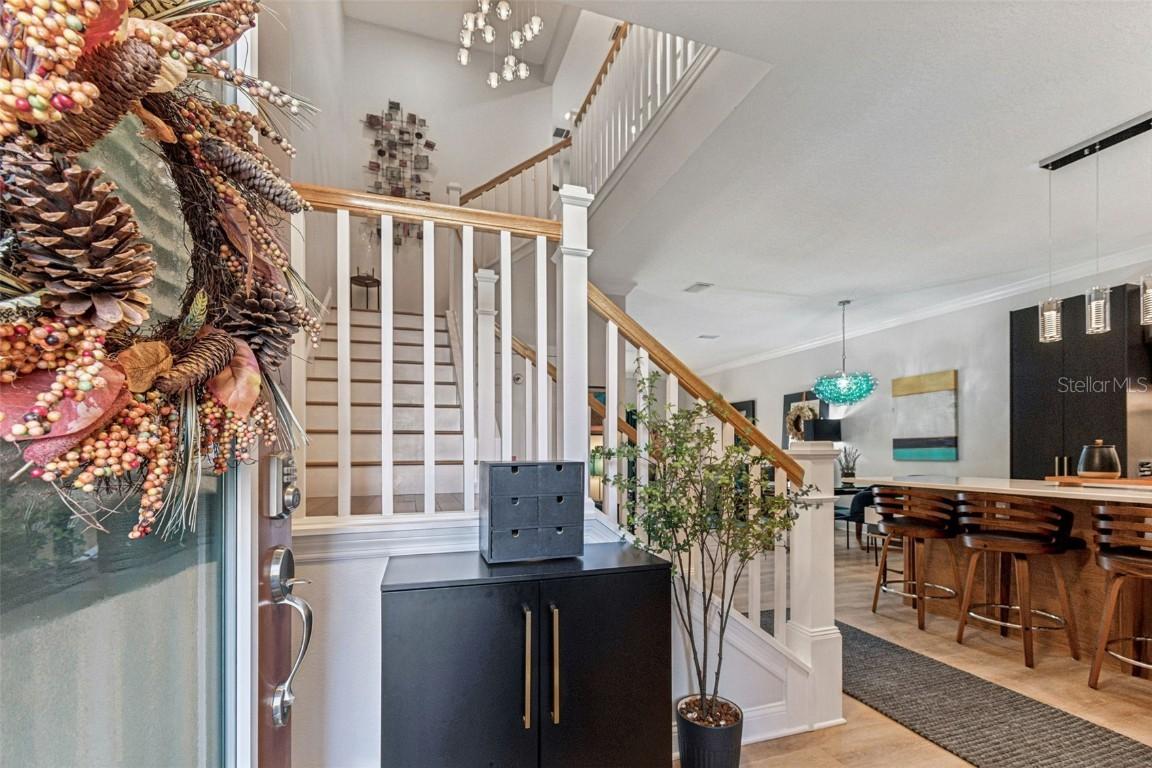 255 Valencia Cir., St Petersburg, FL 33716