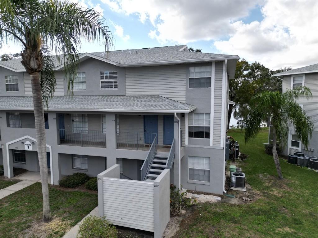 7218 E Bank Dr. #205, Tampa, FL 33617