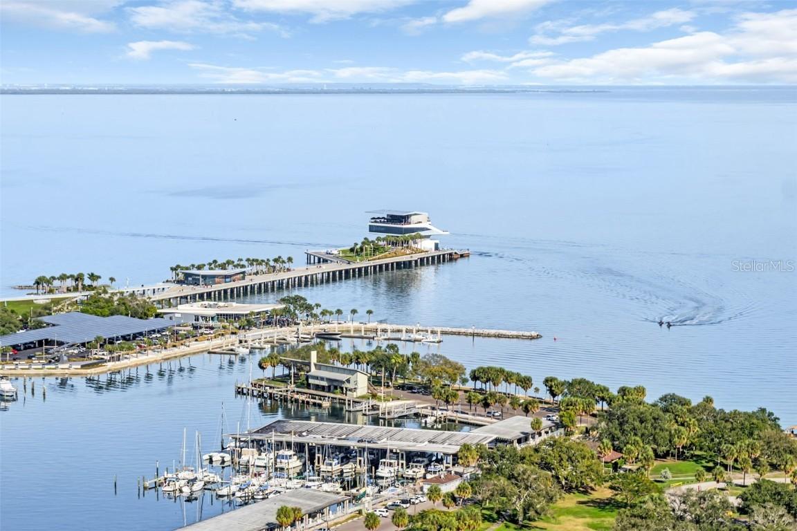 301 1st St. #3104, St Petersburg, FL 33701