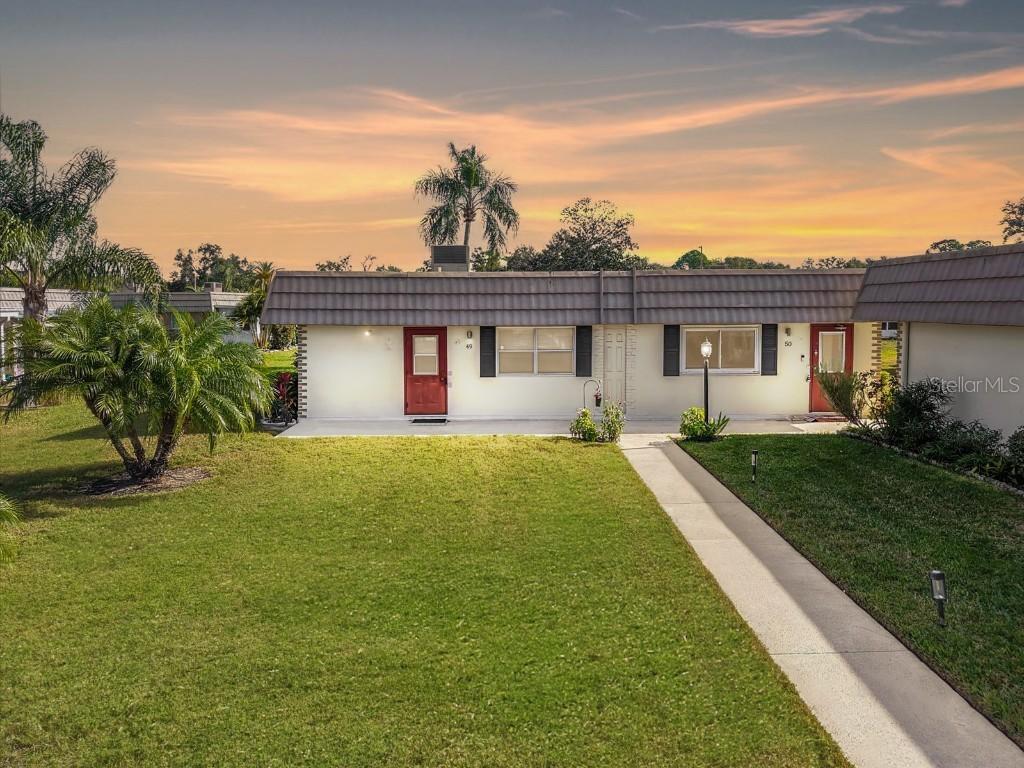 202 Bedford St. #49, Sun City Center, FL 33573