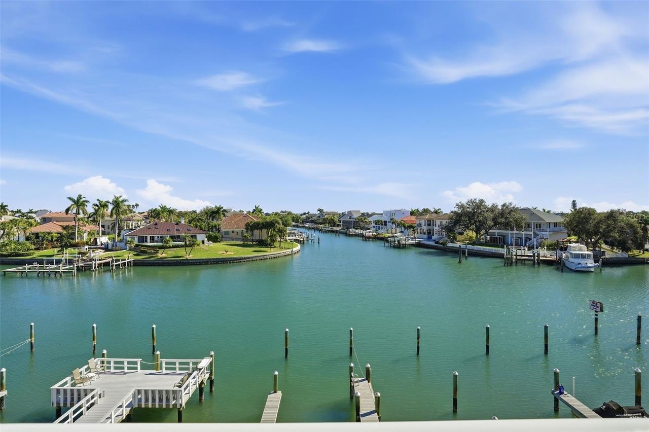 719 Pinellas Bayway #305, Tierra Verde, FL 33715