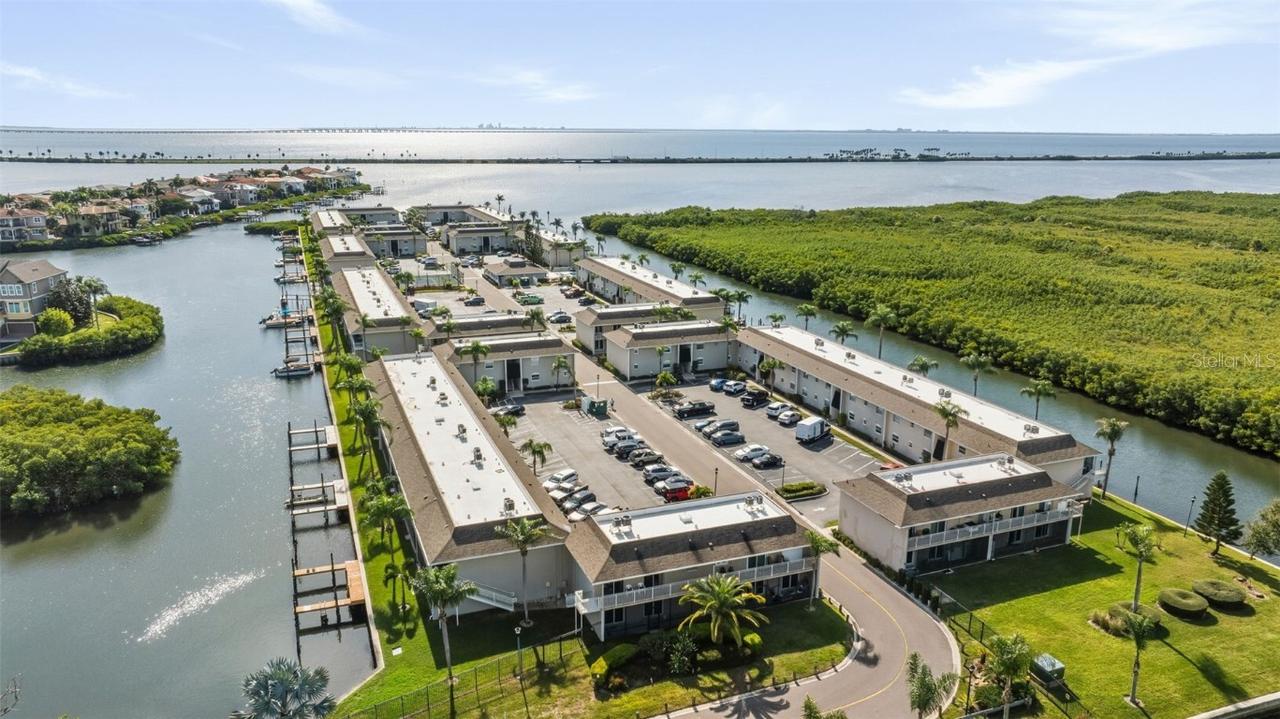 8806 Bay Pointe Dr. #206, Tampa, FL 33615