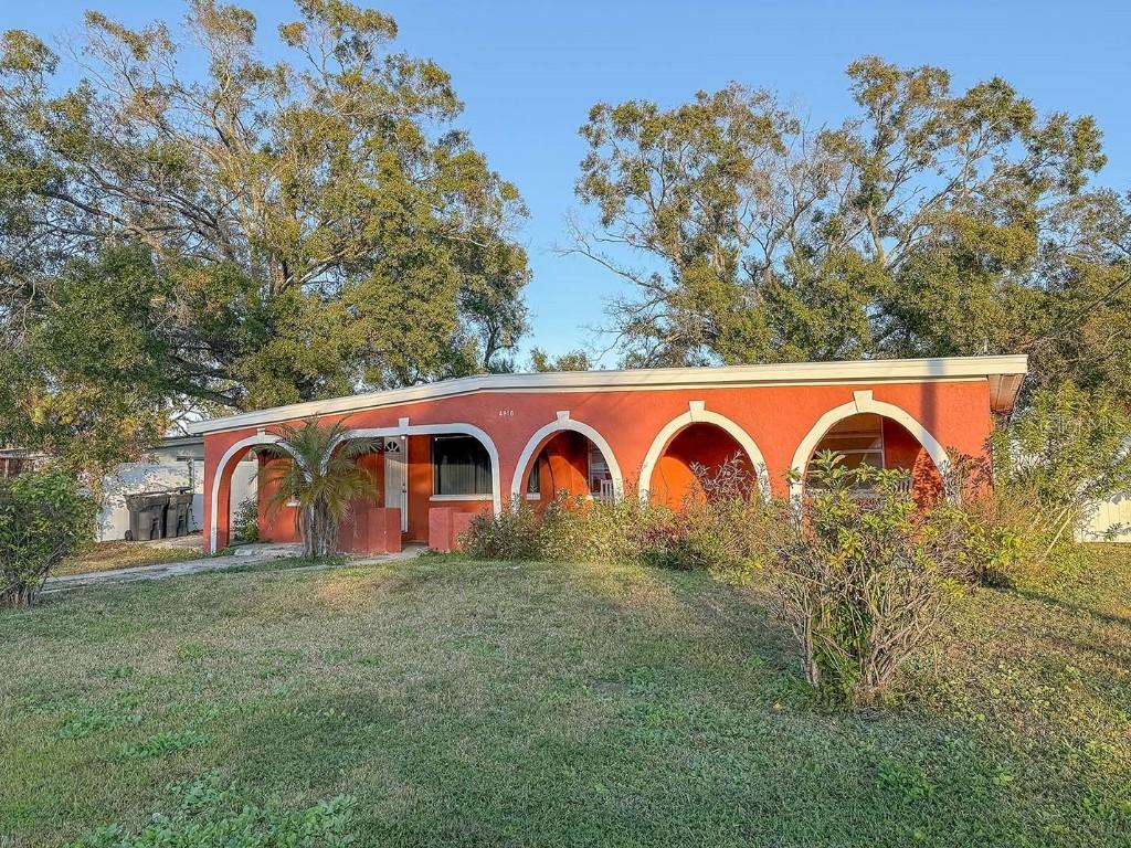 4916 S 83rd St., Tampa, FL 33619
