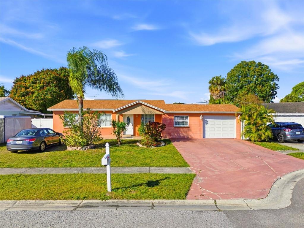 4914 Holiday Dr., Tampa, FL 33615