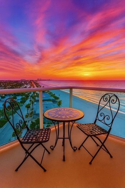 880 Mandalay Ave. #S702, Clearwater Beach, FL 33767