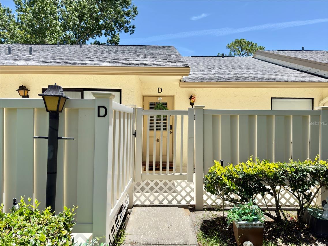 1333 Shady Pine Way #D, Tarpon Springs, FL 34688