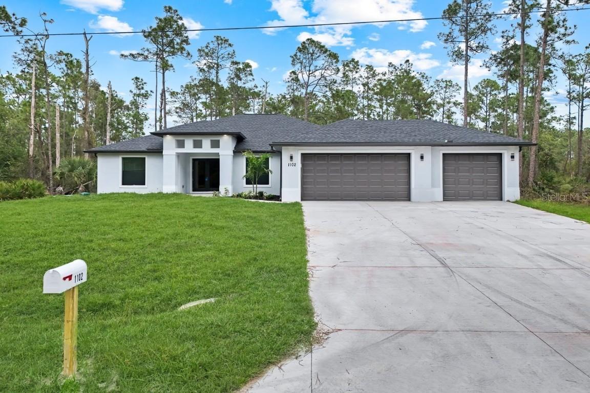 1213 Magnolia Ave., Lehigh Acres, FL 33972