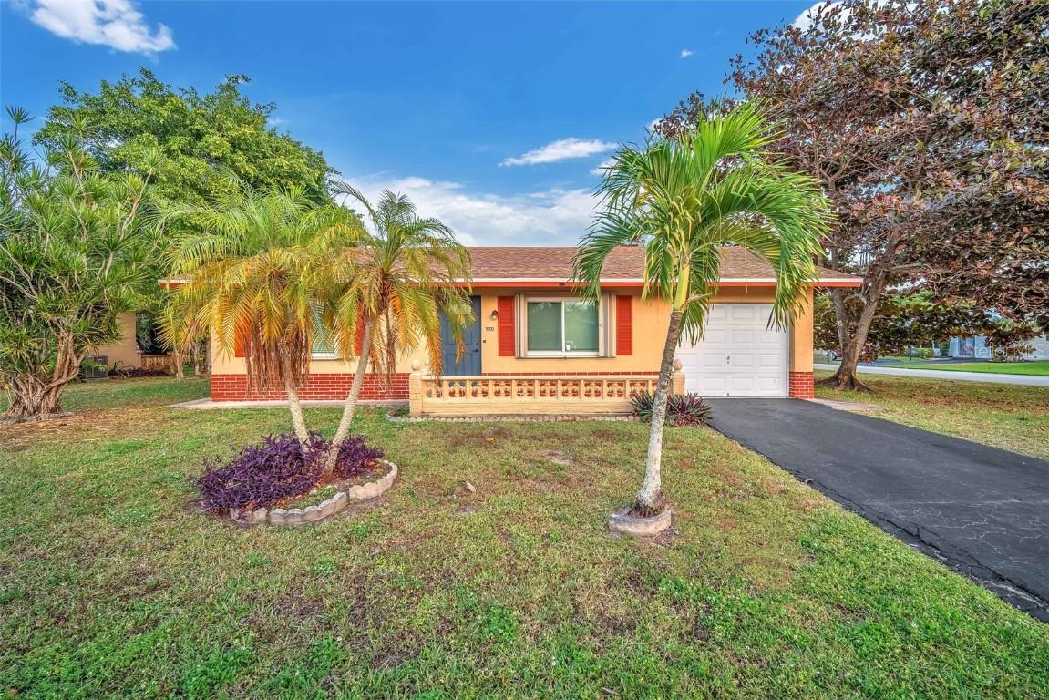 7000 NW 95th Ter., Tamarac, FL 33321