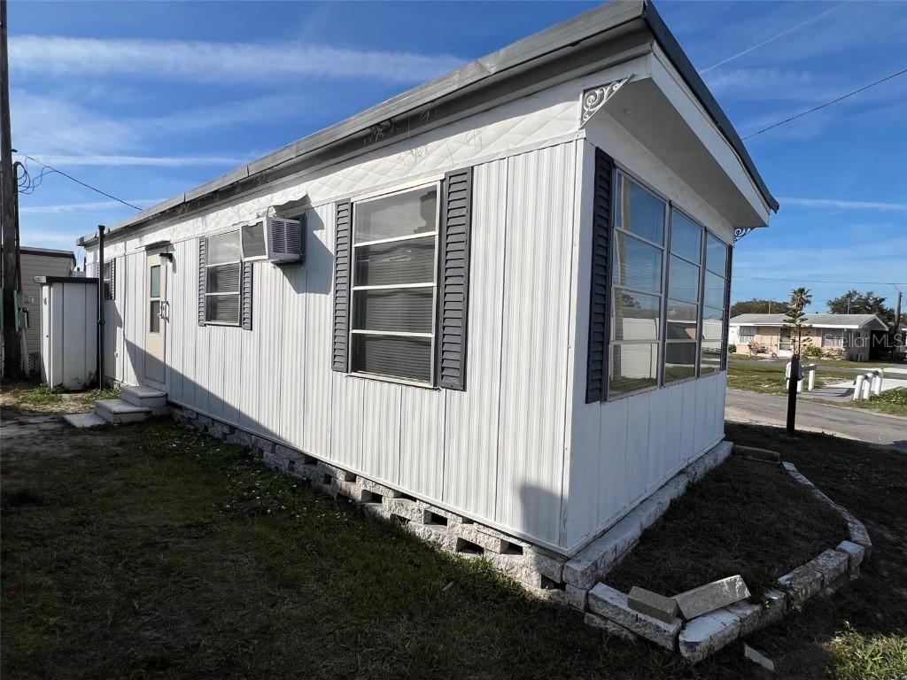 12674 Seminole Blvd. #M1, Largo, FL 33778