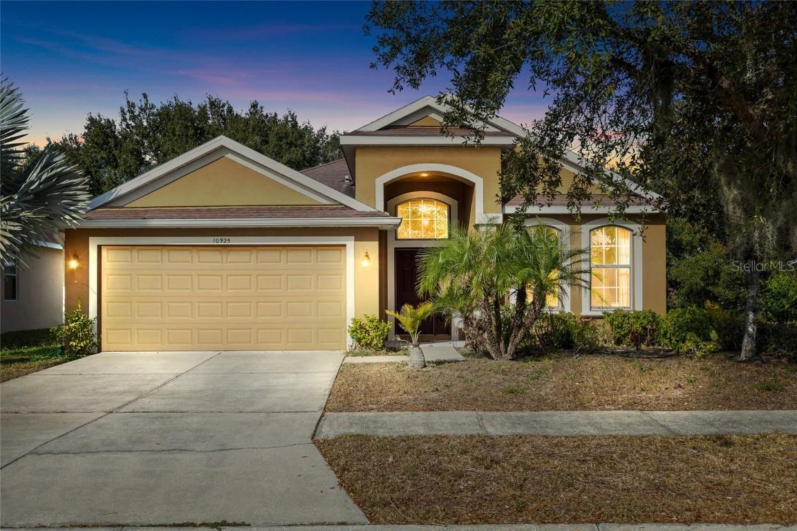 10925 Rockledge View Dr., Riverview, FL 33579