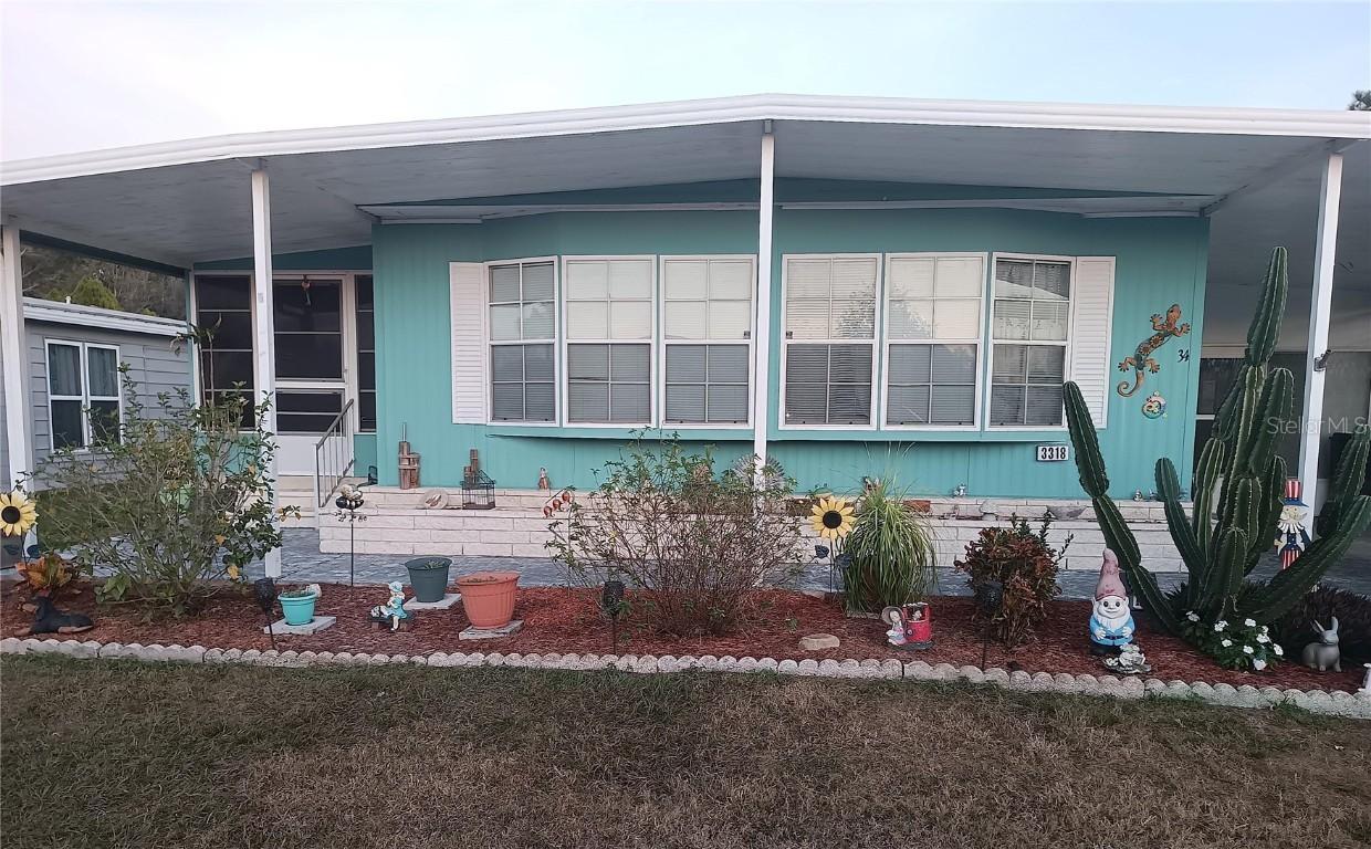 3318 Carnation Ln., Zephyrhills, FL 33541