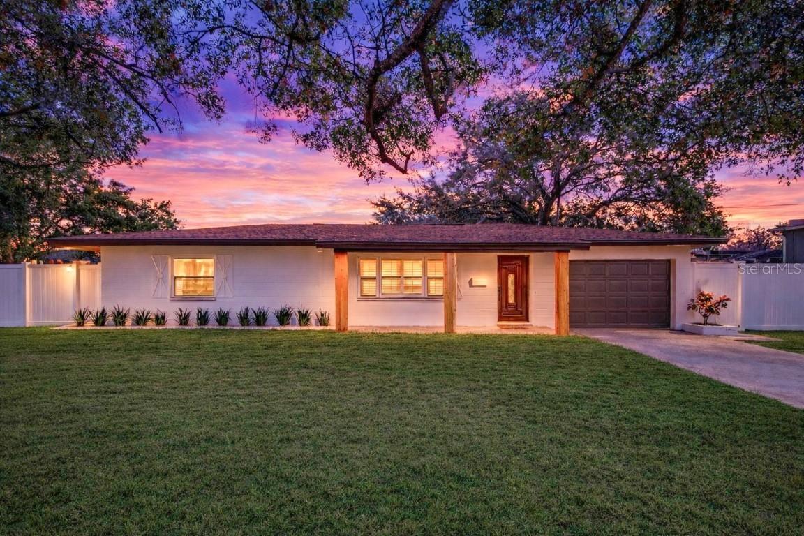 4465 1st Way, St Petersburg, FL 33703