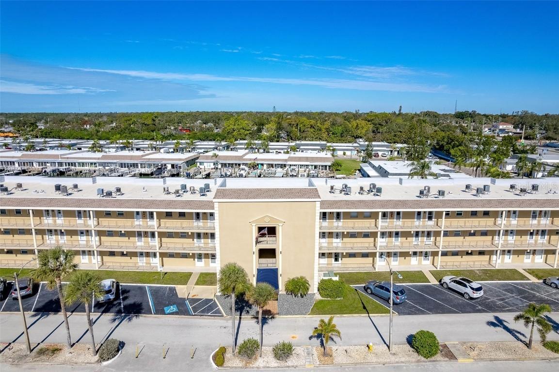 1 Boca Ciega Point Blvd. #113, St Petersburg, FL 33708