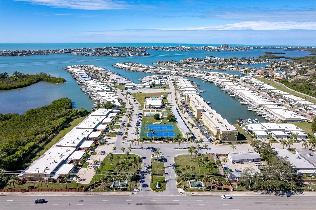 1 Boca Ciega Point Blvd. #113, St Petersburg, FL 33708