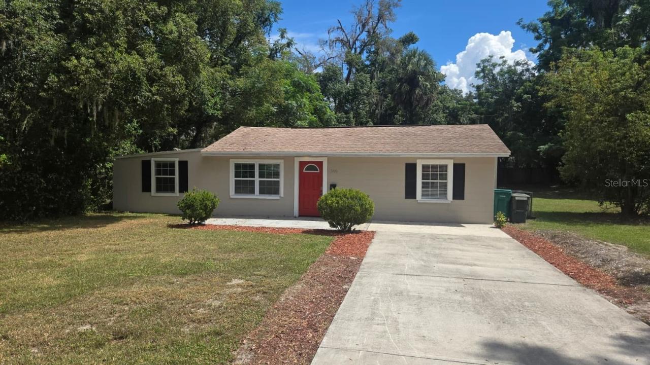 303 Josephine Ave., Fruitland Park, FL 34731