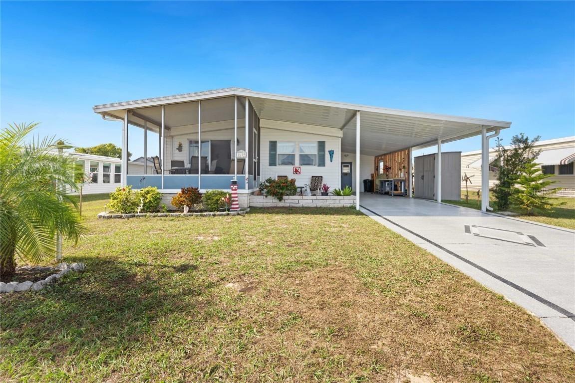 5619 Dakota St., Zephyrhills, FL 33542