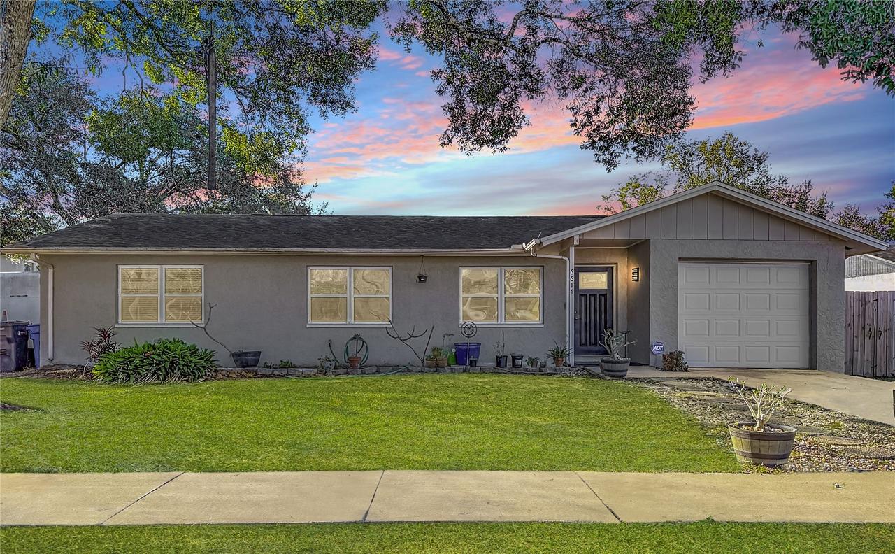 6614 Winding Oak Dr., Tampa, FL 33625