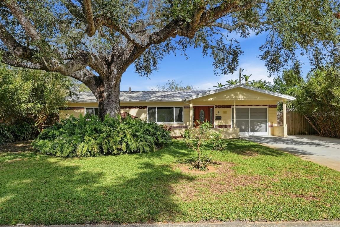 6093 17th Ave., St Petersburg, FL 33710