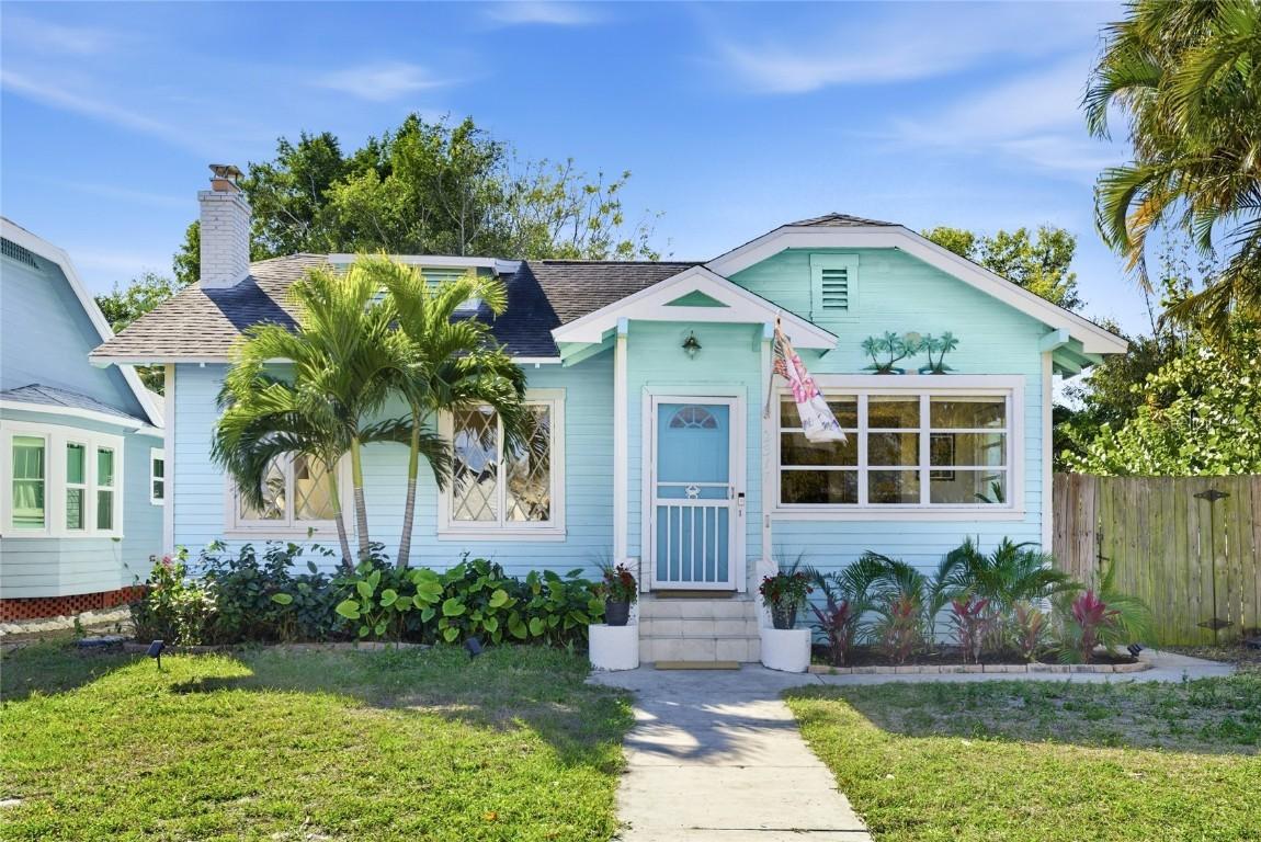 2317 7th Ave., Bradenton, FL 34205