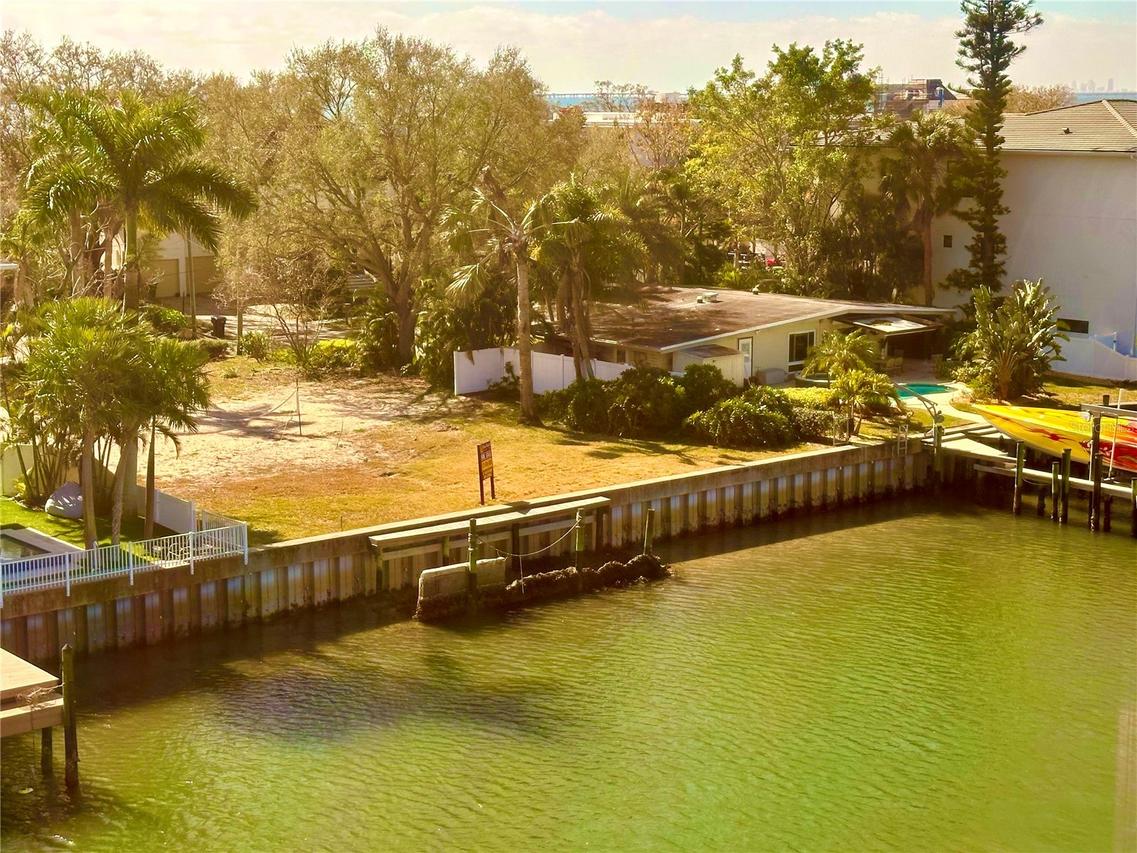 52 Sandpiper Rd., Tampa, FL 33609