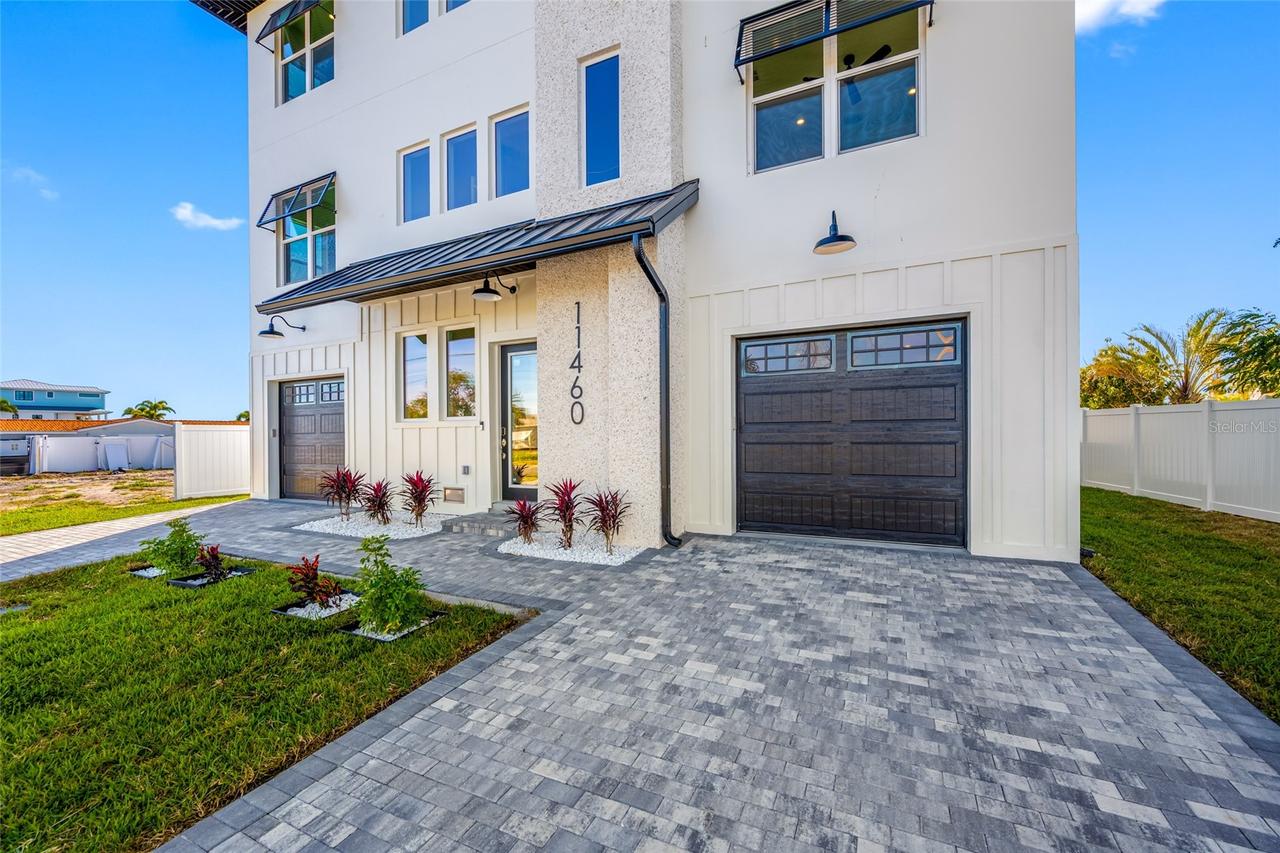 11460 7th St., Treasure Island, FL 33706