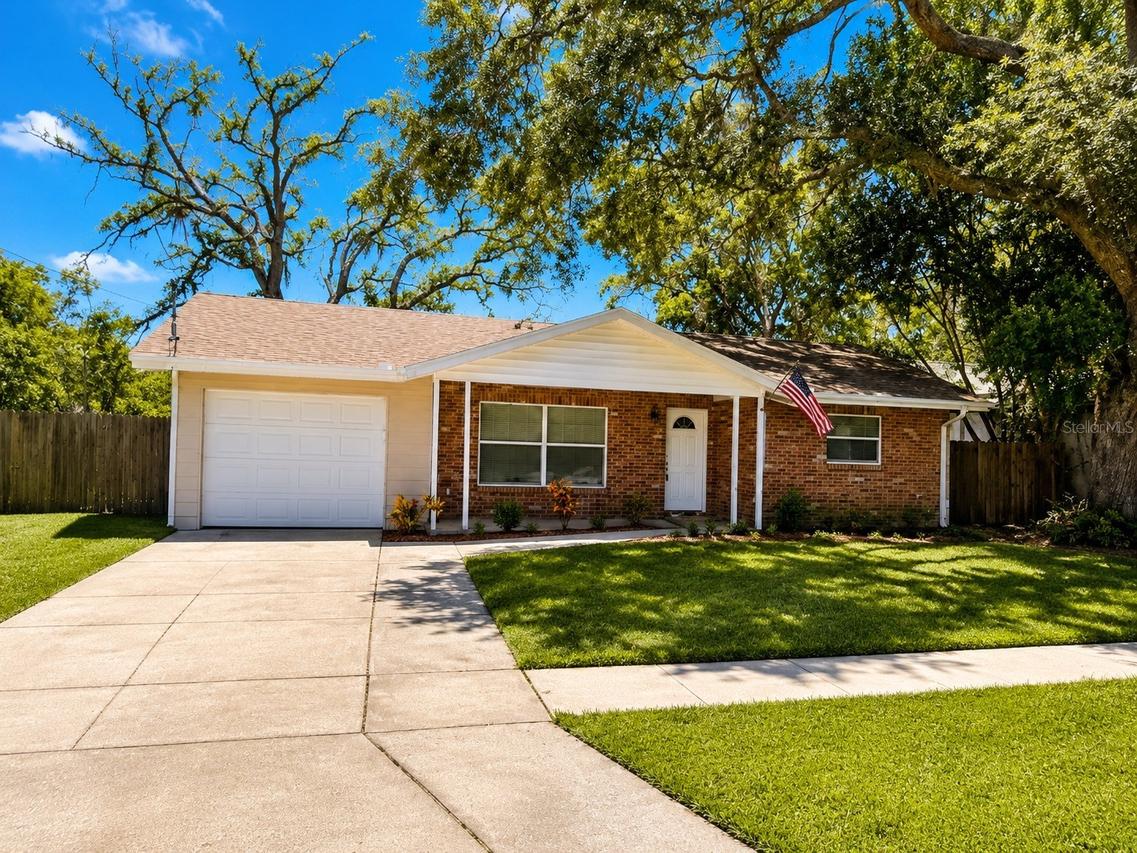 11102 28th St., Tampa, FL 33612