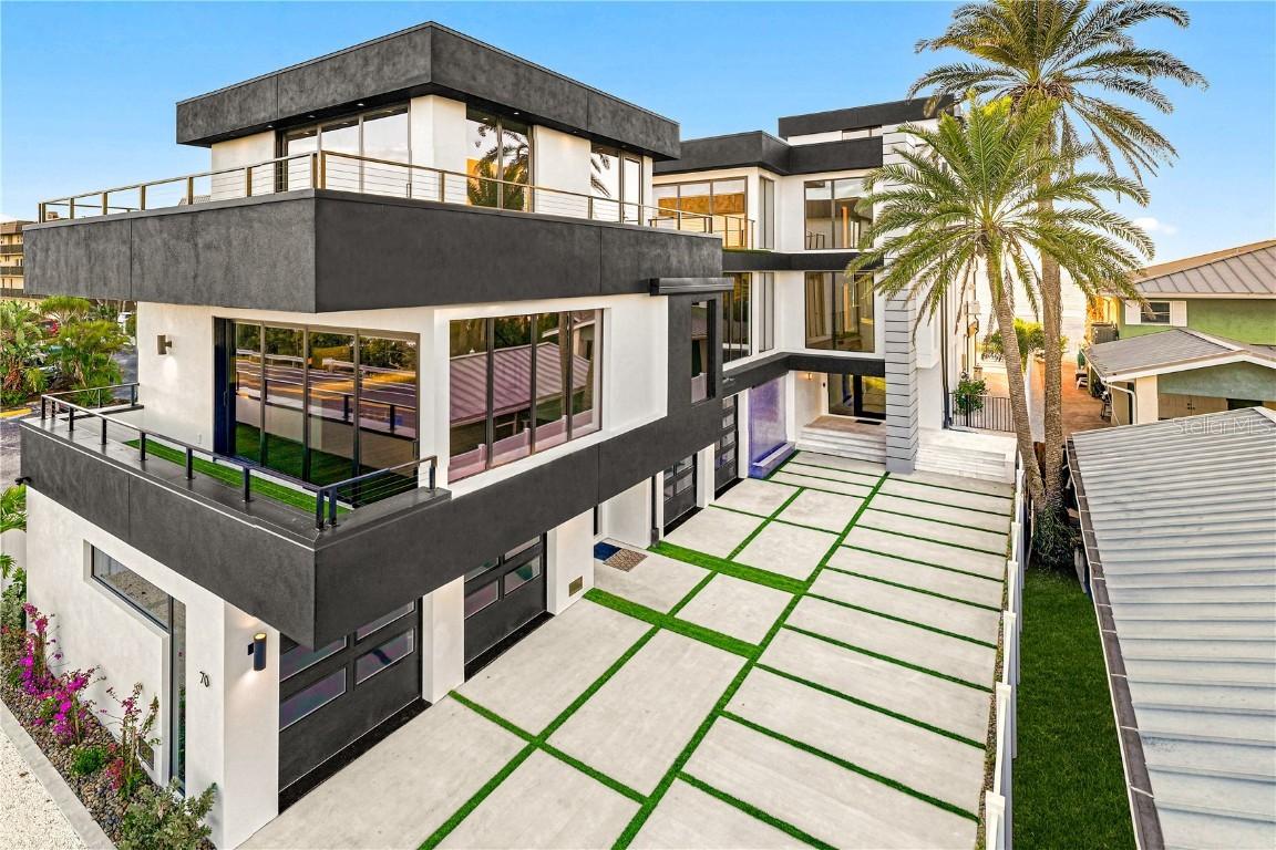 70 Gulf Blvd., Indian Rocks Beach, FL 33785