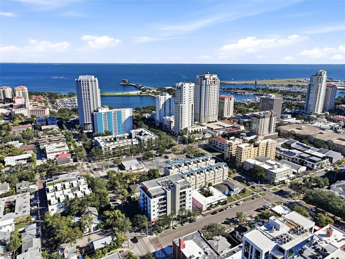 475 2nd St. #302, St Petersburg, FL 33701