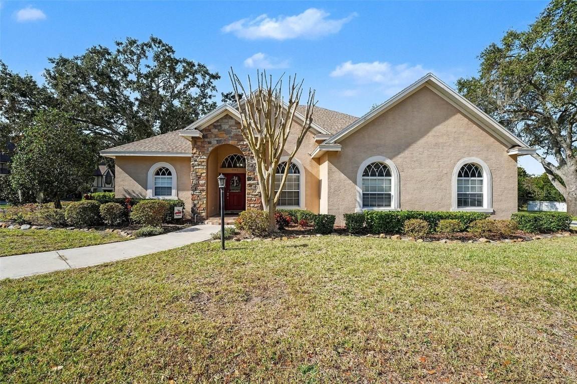 5685 Lake Victoria Dr., Lakeland, FL 33813