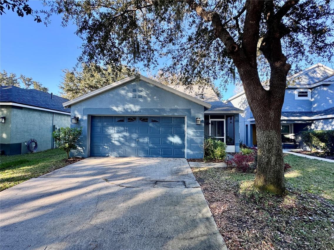 5817 Tanagerlake Rd., Lithia, FL 33547