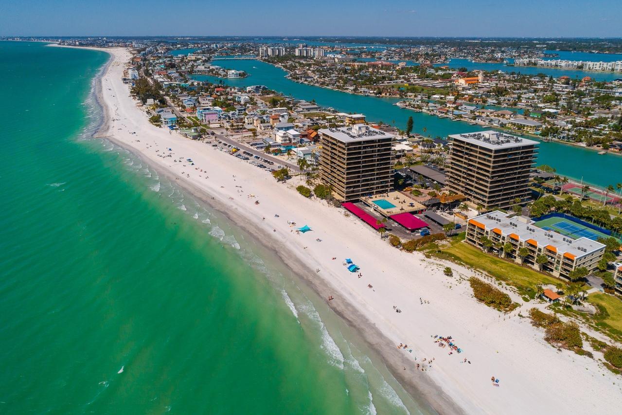 7650 Bayshore Dr. #1105 & 1106, Treasure Island, FL 33706