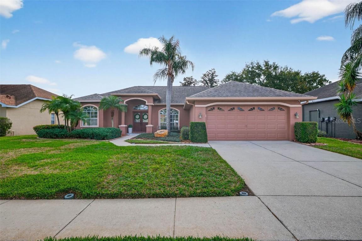 1628 Glen Oak Ln., Lutz, FL 33549