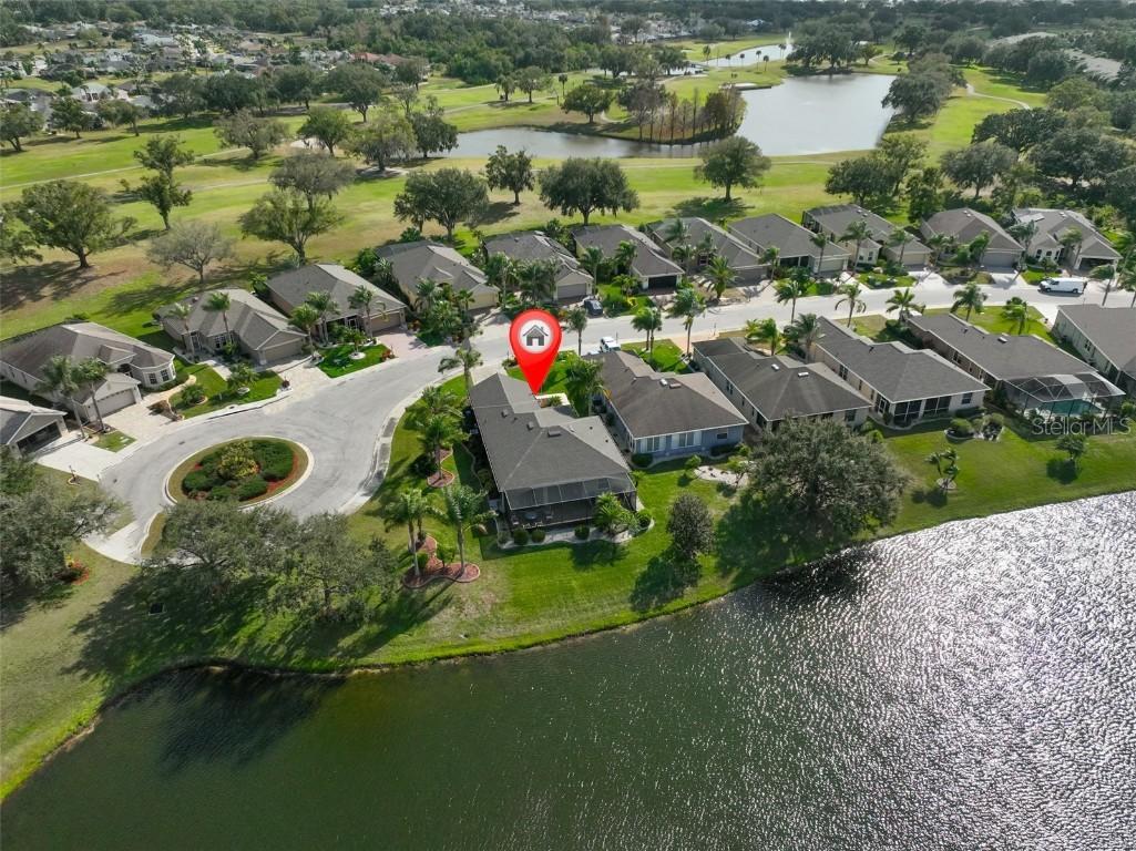 711 Camellia Green Dr., Sun City Center, FL 33573