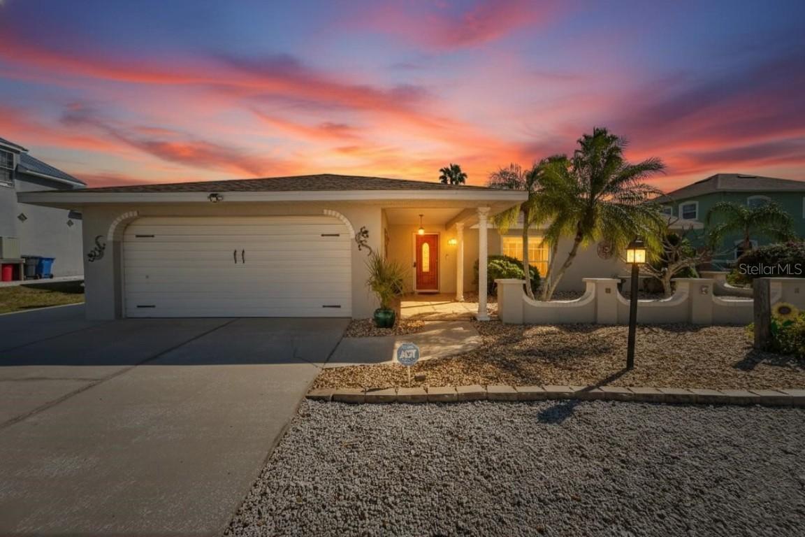 6503 Santiago Ct., Apollo Beach, FL 33572