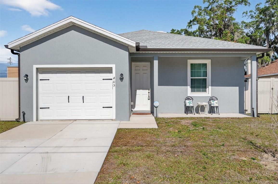 405 E Boyer St., Tarpon Springs, FL 34689